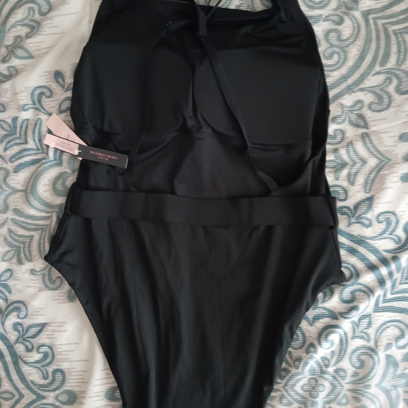 VS one piece swimsuit - Picture 6 of 13